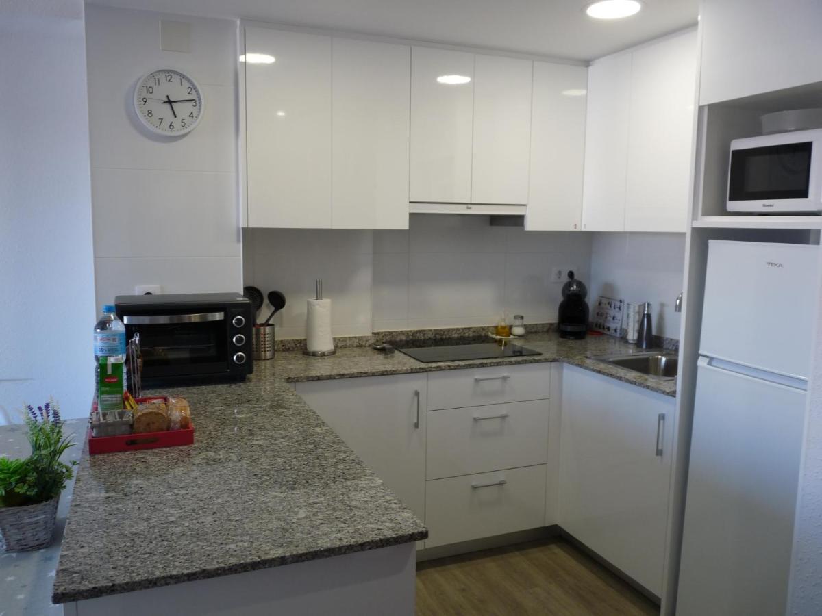 Apartamento Салоу Екстер'єр фото